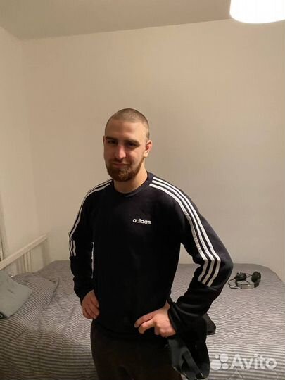 Демонстратор пластических поз / натурщик / модель