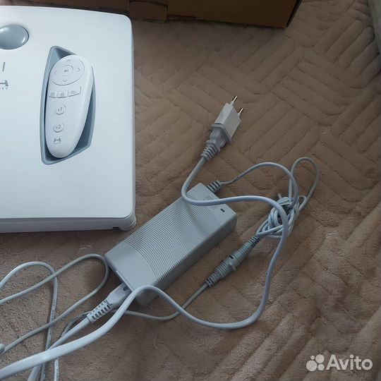 Робот для мойки окон с преобразованием частоты W55