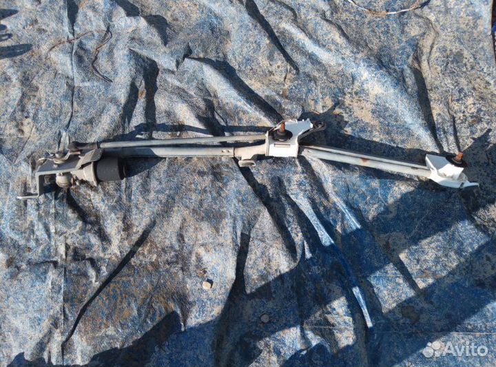 Механизм стеклоочистителя Nissan Tiida C11