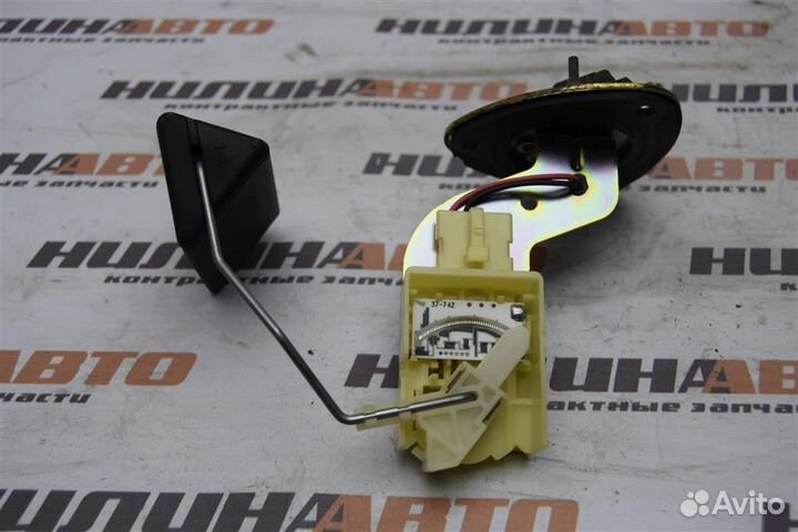 Датчик уровня топлива Митсубиси Лансер 9