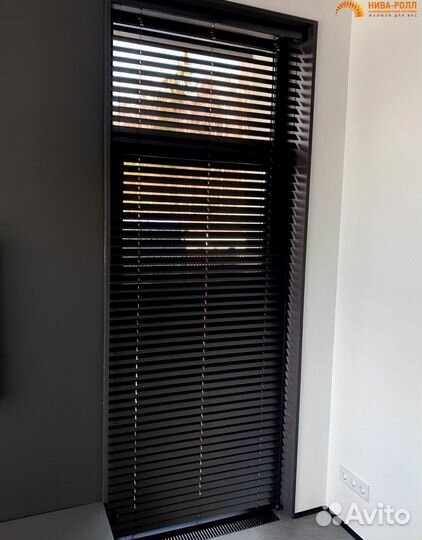 Деревянные жалюзи для дома