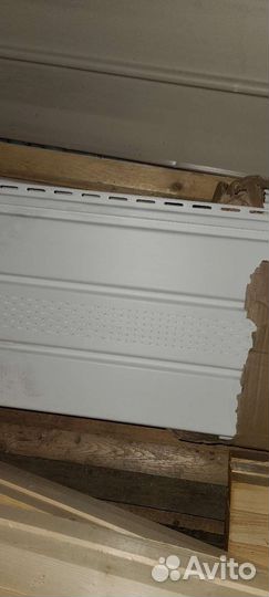 Софиты для крыши docke