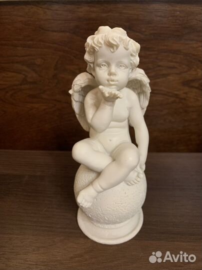 Ангелы 3 шт. фигурки статуэтки алебастр