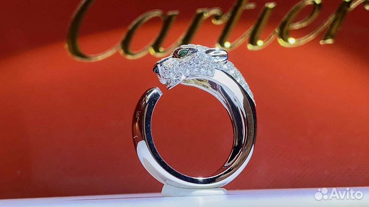 Кольцо Panthère de cartier из белого золота 1,06ct