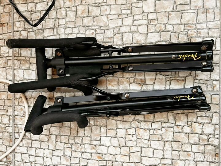 Подставки Fender под гитары (электро и акустика)