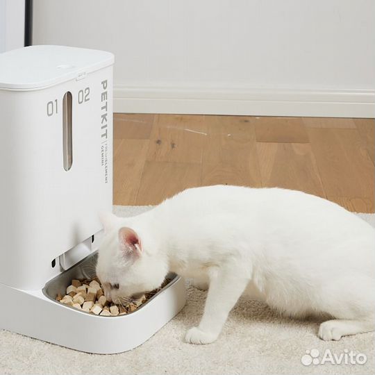 Кормушка автоматическая для домашних животных