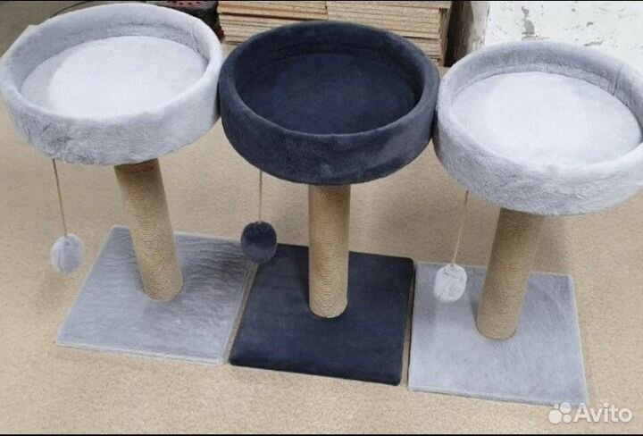 Когтеточка лежанка новая, высота 0,7 м