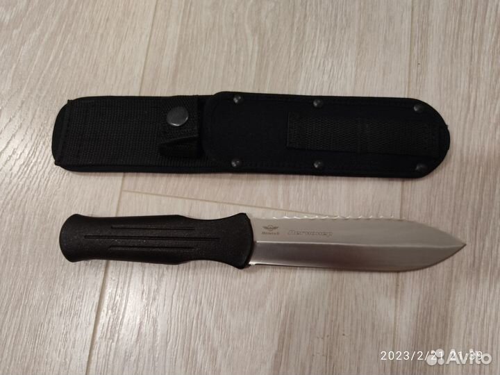 Нож туристический 