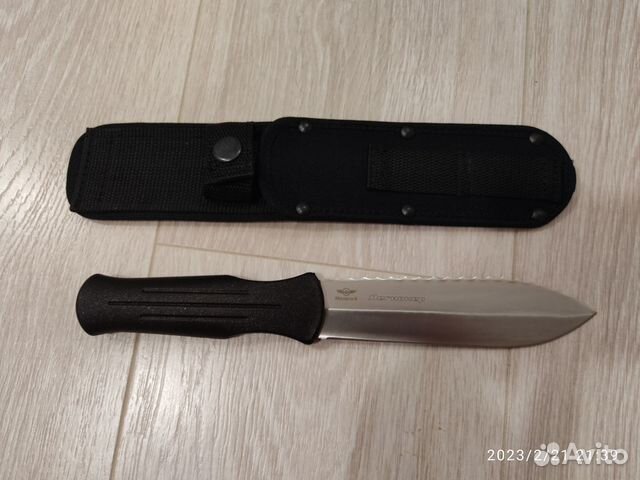 Нож туристический 