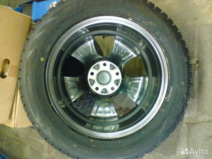 R16 Bridgestone Blizzak WS-60 225/55, PCD 5x112 DIA 66.56