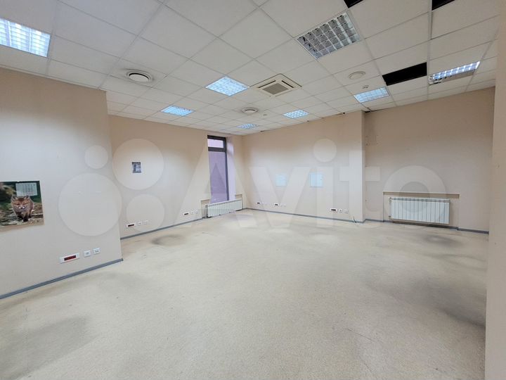 Сдаю в аренду офисное помещение 400 м²