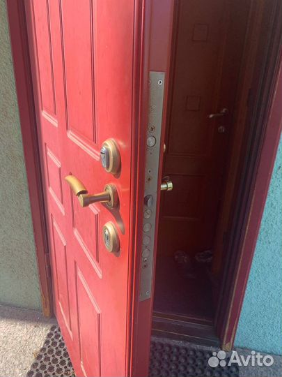 Вскрытие замков Вскрытие авто Замена замков