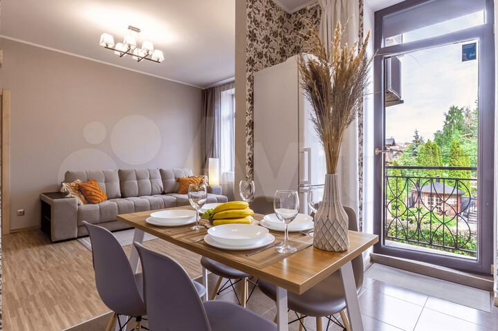 2-к. квартира, 64 м², 2/4 эт.