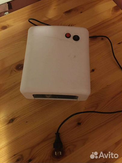 Лампа для ногтей