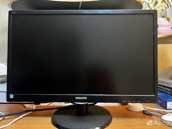 Монитор Philips 22