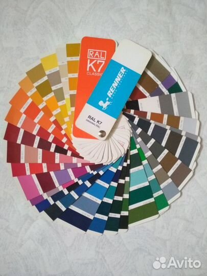 Стеклянная тумбочка для тв ка 100