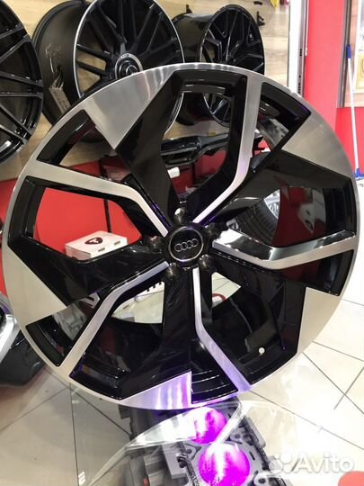 Кованые диски Audi R22