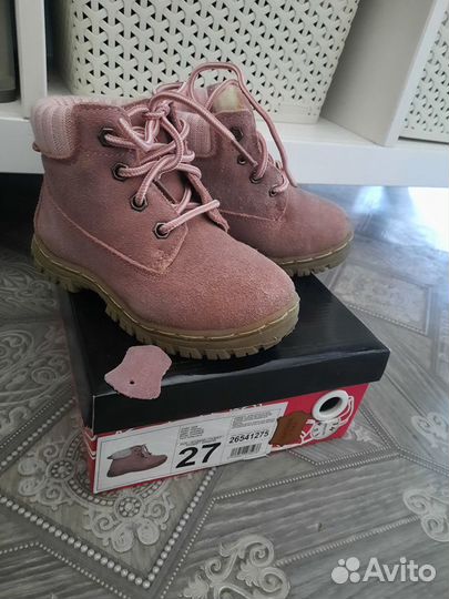 Ботинки зимнии для девочки 26,5 размер