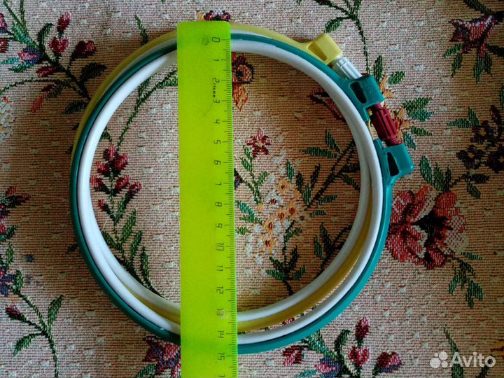 Пяльца для вышивания. Органайзер для мелочей СССР