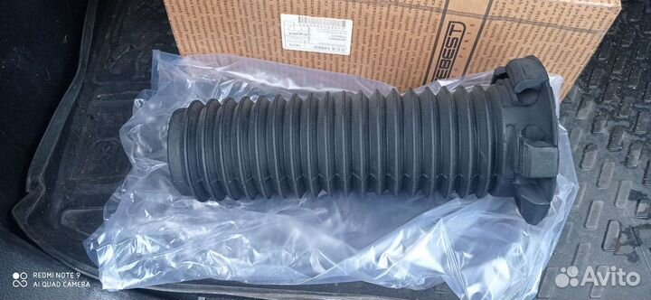 Пыльник переднего левого амортизатора Хонда