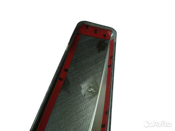 Накладка над номером на крышку багажника Toyota