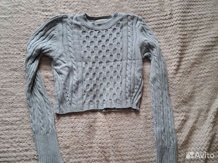 Свитер женский