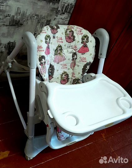 Стульчик для кормления