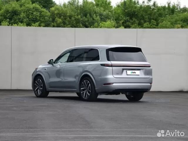 LiXiang L9 1.5 AT, 2023, 10 км