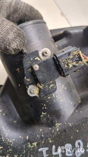 Корпус воздушного фильтра Toyota RAV 4, 2014