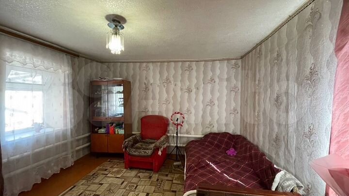 Дом 27,3 м² на участке 1 сот.