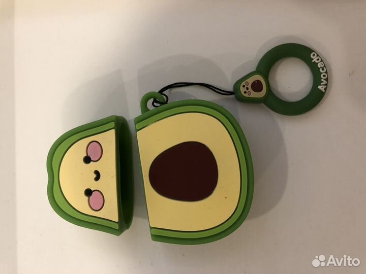 Чехлы на AirPods 1,2 поколения