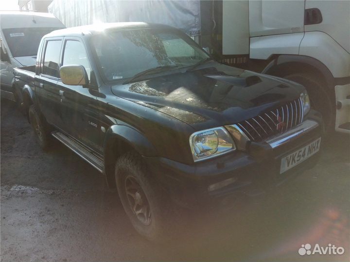 Разбор на запчасти Mitsubishi L200 1996-2006