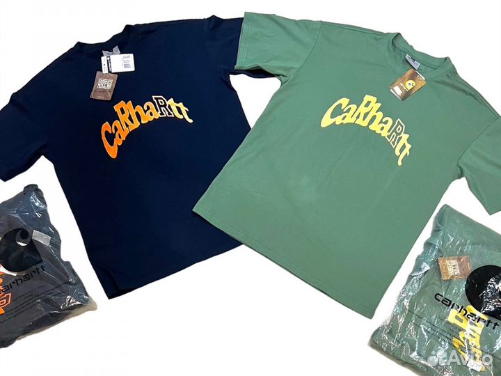 Свитшот и футболка