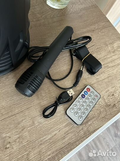 Блютуз колонка