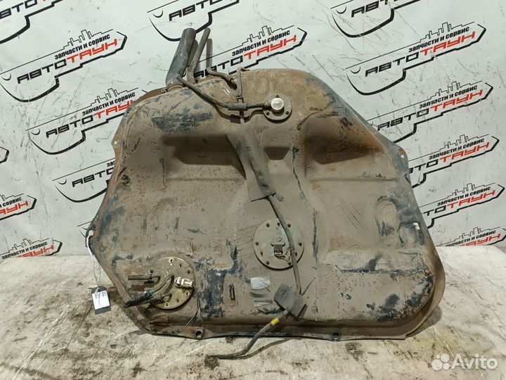 Бензобак mitsubishi aspire galant legnum EA1A EA1W EA2A EA3W EA4W EA5W EA7A EA7W EA8A 2WD MR342525 T