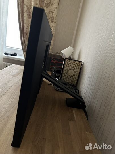 Samsung space monitor