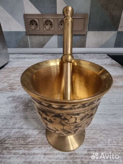 Ступка с пестиком из латуни