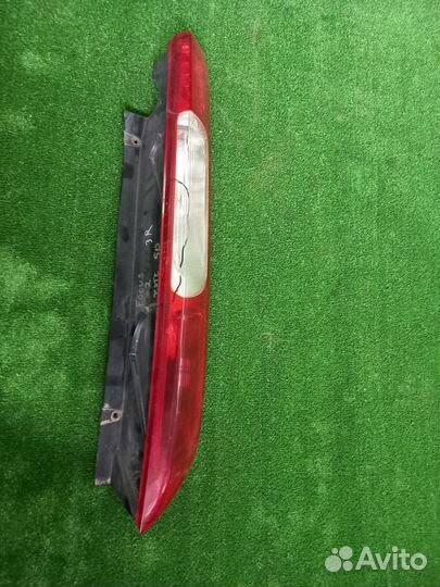 Фонарь правый б/у Ford Focus II 2005-2011. Хетчбек