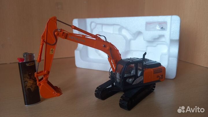 Моделька экскаватор Hitachi 210 1:50