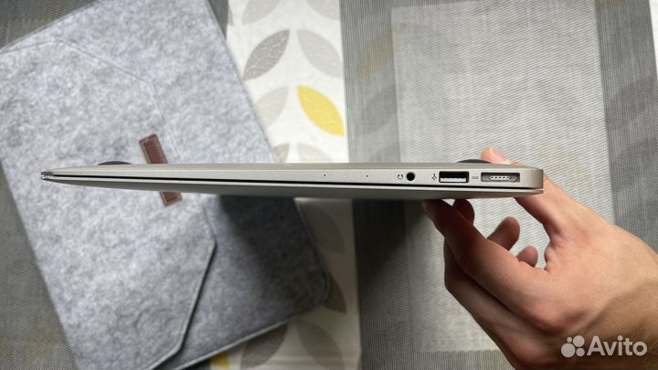 Apple MacBook Air 13