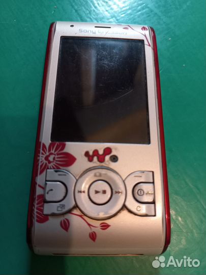 Sony Ericsson W595