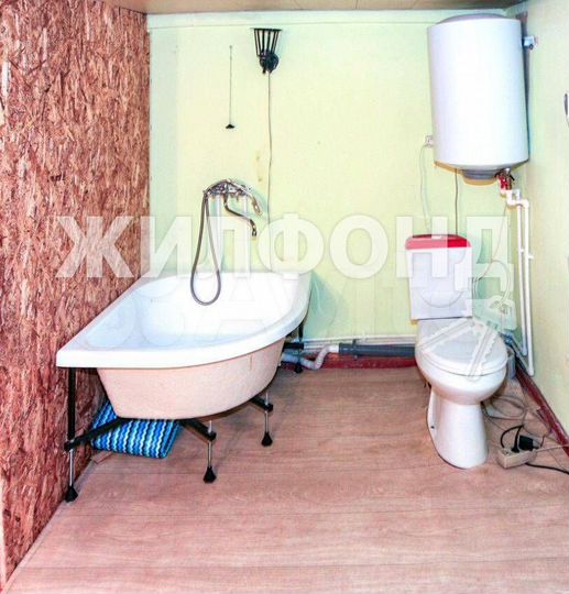 Дом 43 м² на участке 2,5 сот.