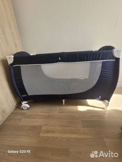 Манеж детский складной