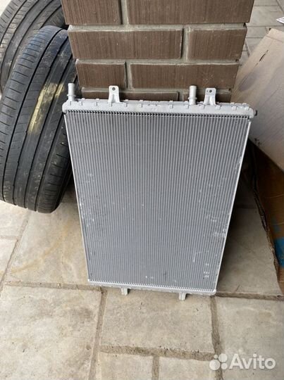 Радиатор Audi s8 d4 рест