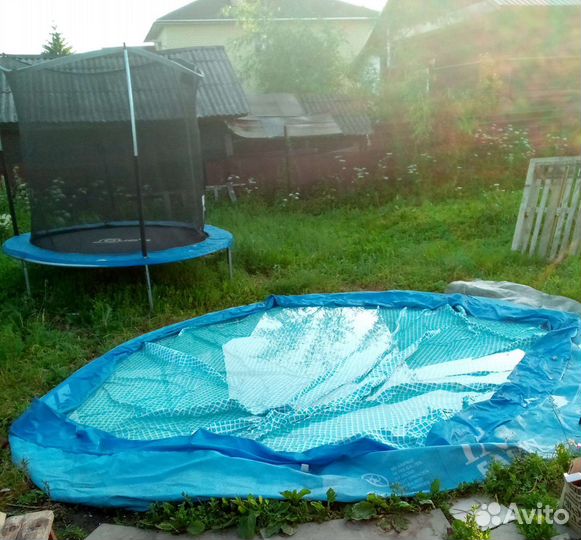 Очень большой бассейн