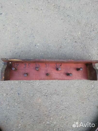 Вешалка настенная старинная