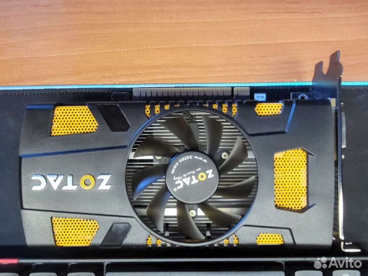 Zotac 550 ti 1 GB