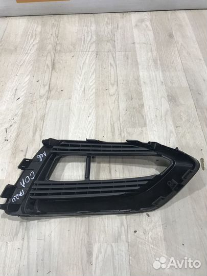 Оправа накладка птф туманки Hyundai solaris 2 Лев