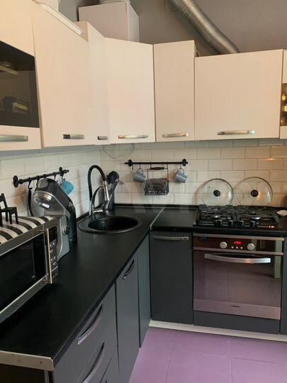 1-к. квартира, 42 м², 4/4 эт.