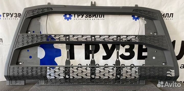 Решетка в бампер Volvo FH5 23512110